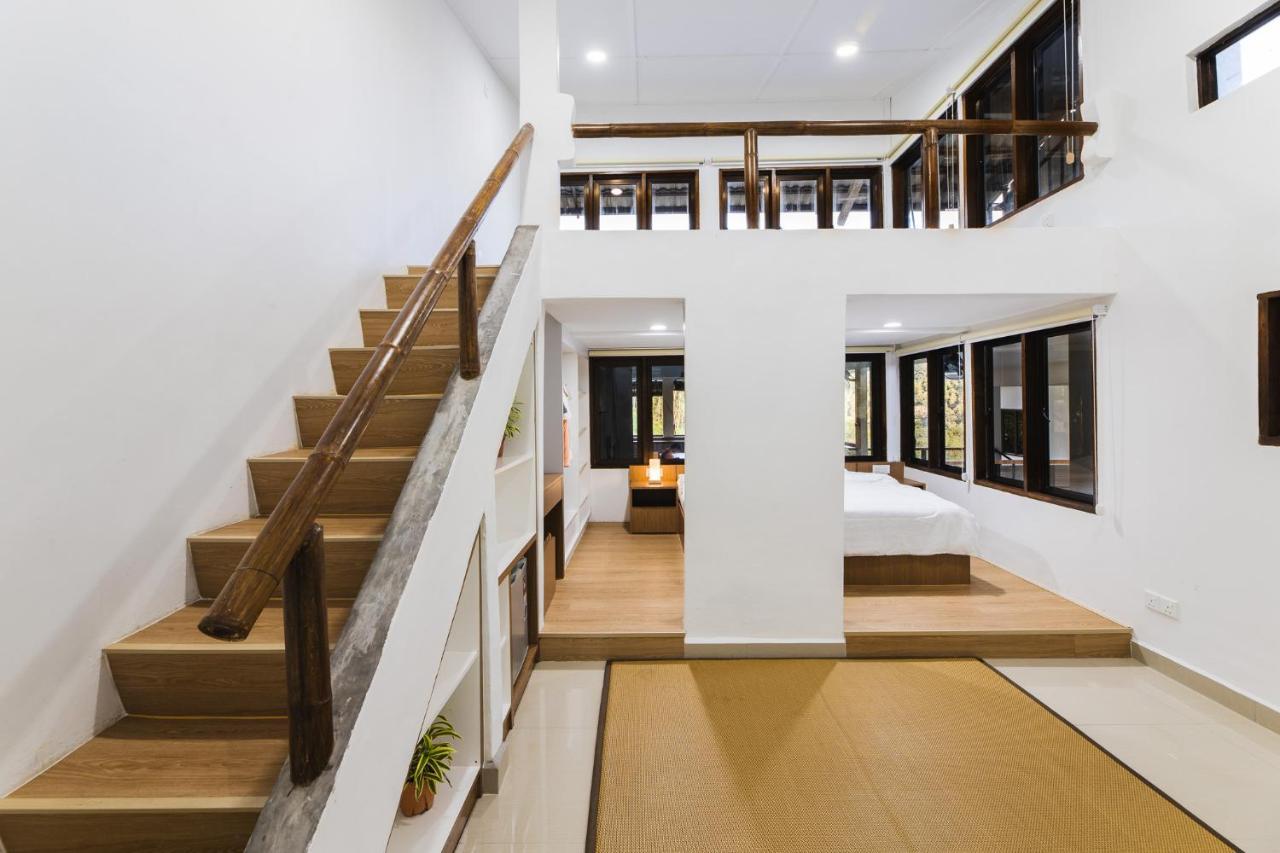 Ellin Forest Karaoke&Pool Resort Bukit Tinggi Bentong Exterior foto