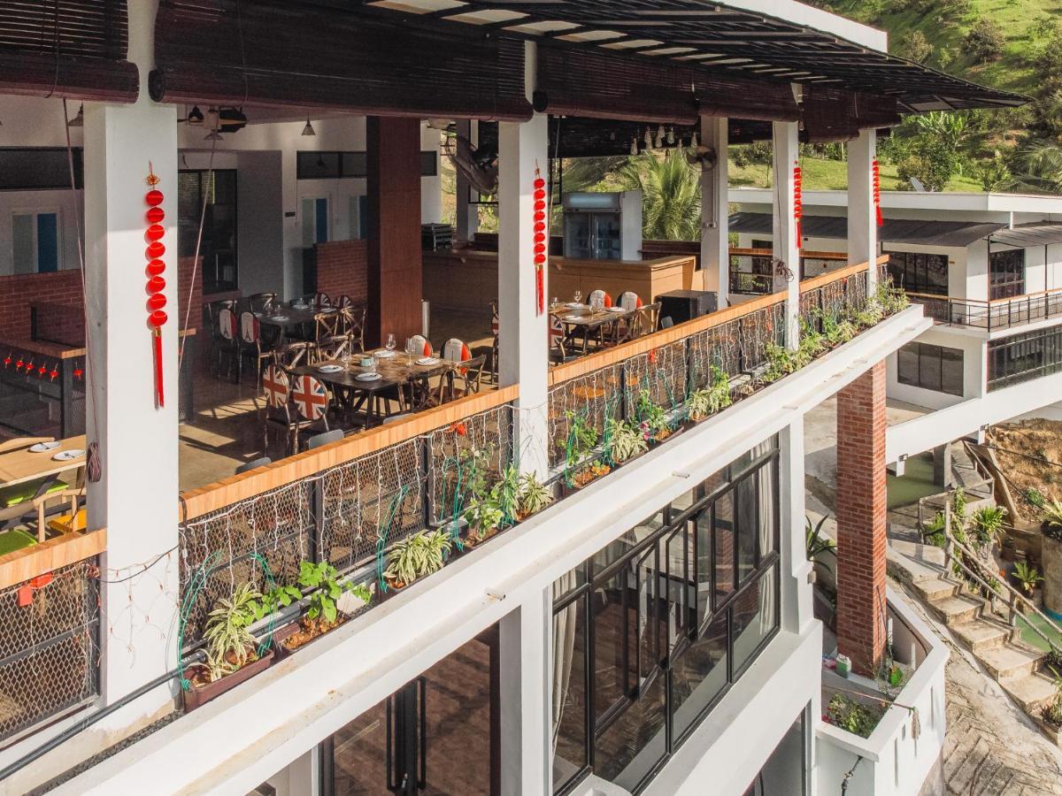 Ellin Forest Karaoke&Pool Resort Bukit Tinggi Bentong Exterior foto